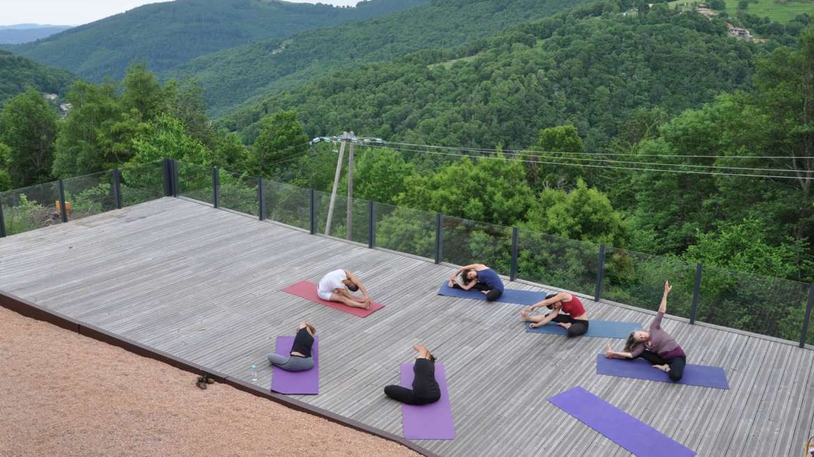 [7/08 au 12/08/2023] Immersif Ashtanga avec Caroline Boulinguez – Au coeur des Pyrénées ariégoises